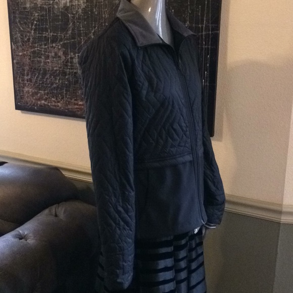 Mountain Hardwear Lightweight Partial Puffer - Picture 3 of 8